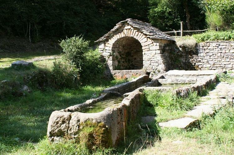 Gite Montalies Sévérac-le-Château Extérieur photo